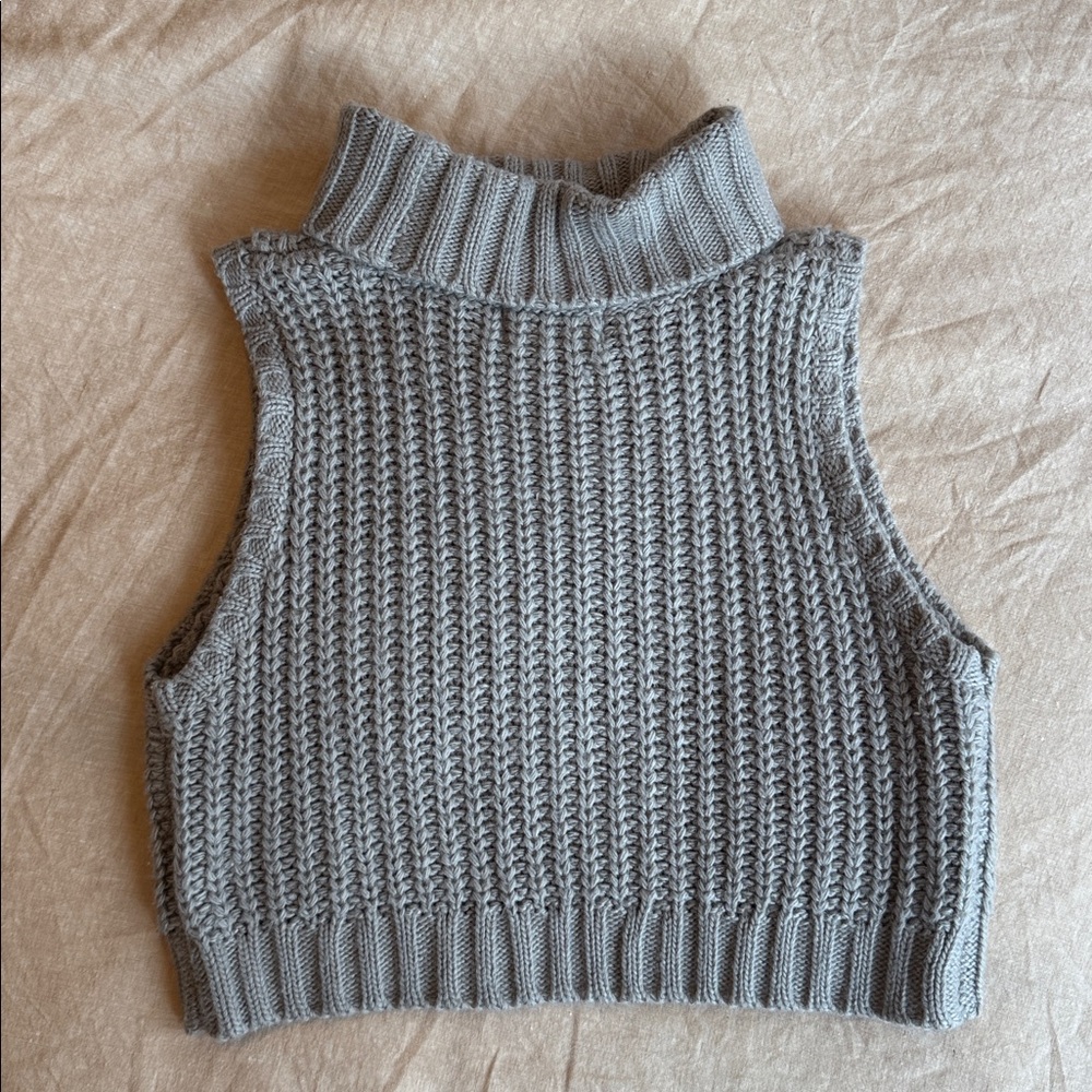 Gray Sleeveless Turtleneck Sweater